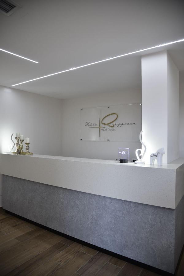 Hotel Villa Ruggiero Brusciano Bagian luar foto