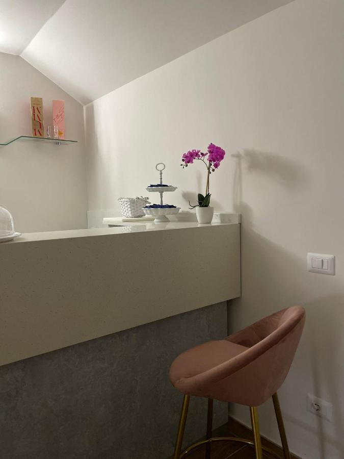 Hotel Villa Ruggiero Brusciano Bagian luar foto